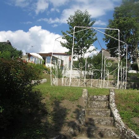 Villa Confortable Maison A La Campagne Les Fougeres Exterior foto