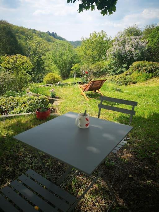 Confortable Maison A La Campagne Les Fougeres Exterior foto